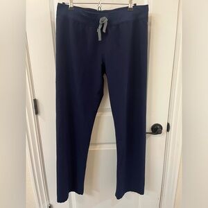 Navy Livingston Figs Scrub